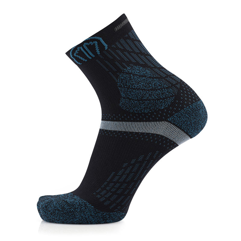 sidas-trail-protect-calze-trail-running-nero-blu-con-rinforzi-e-grip image 2