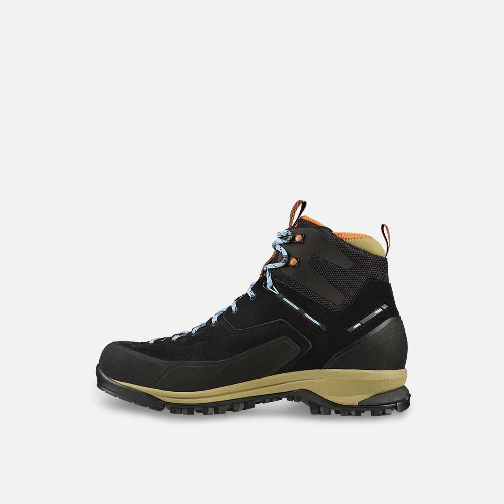 garmont-vetta-tech-gtx-black-edition-scarponi-trekking-per-vie-ferrate image 3