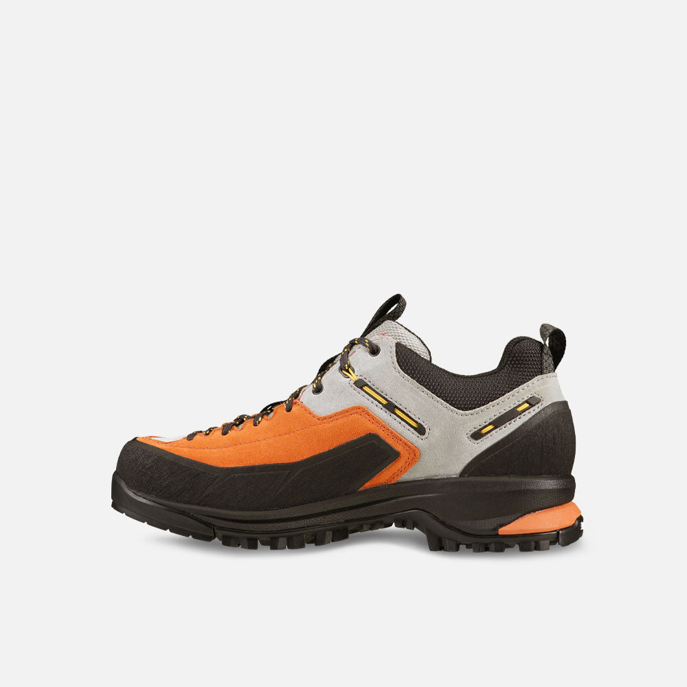 garmont-dragontail-tech-scarpe-basse-da-approach-per-roccia-e-ghiaioni image 3