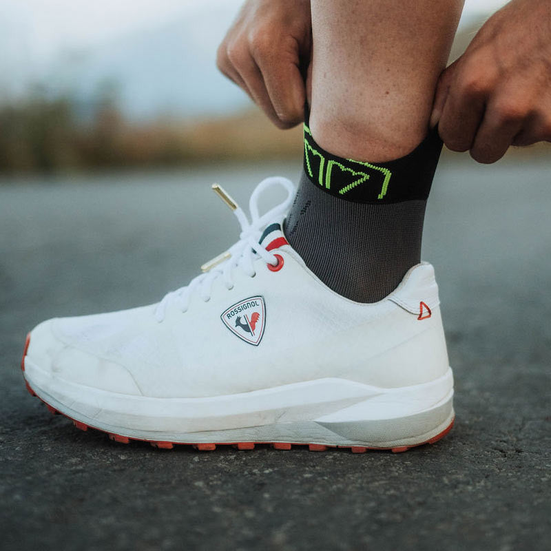 sidas-t-free-run-calzini-running-grigio-nero image 2