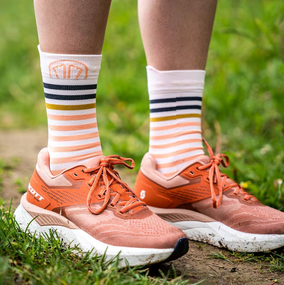 sidas-calze-running-run-anatomic-light-crew-rosa-bianco-costruzione-anatomica-in image 2