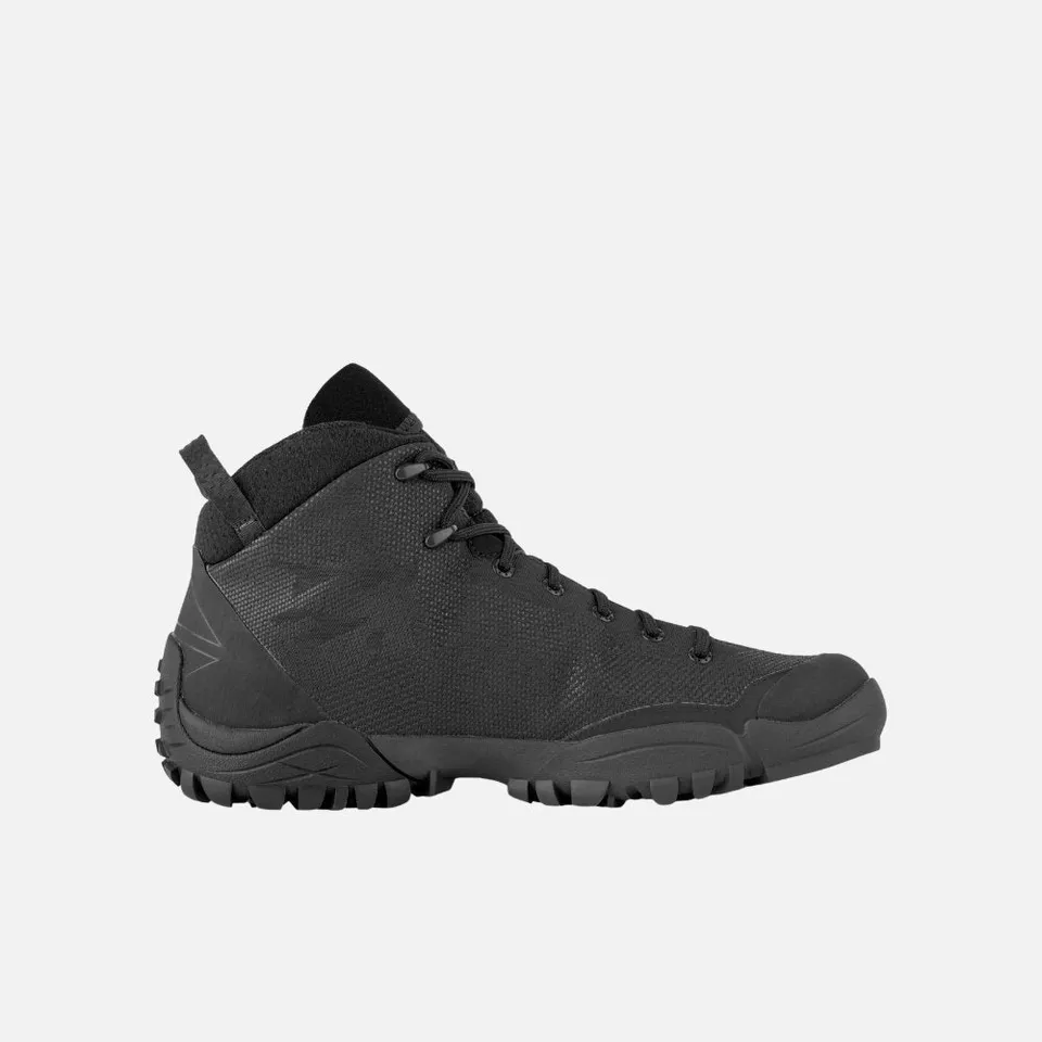 garmont-nemesis-4-2-gtx-scarponcini-tattici-per-law-enforcement-con-gore-tex image 1